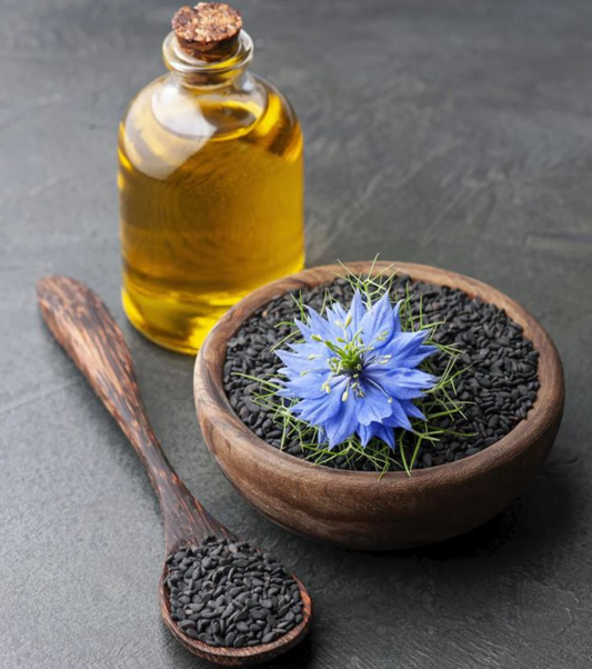 Pourquoi intégrer l’huile de Nigelle dans votre routine bien-être ?